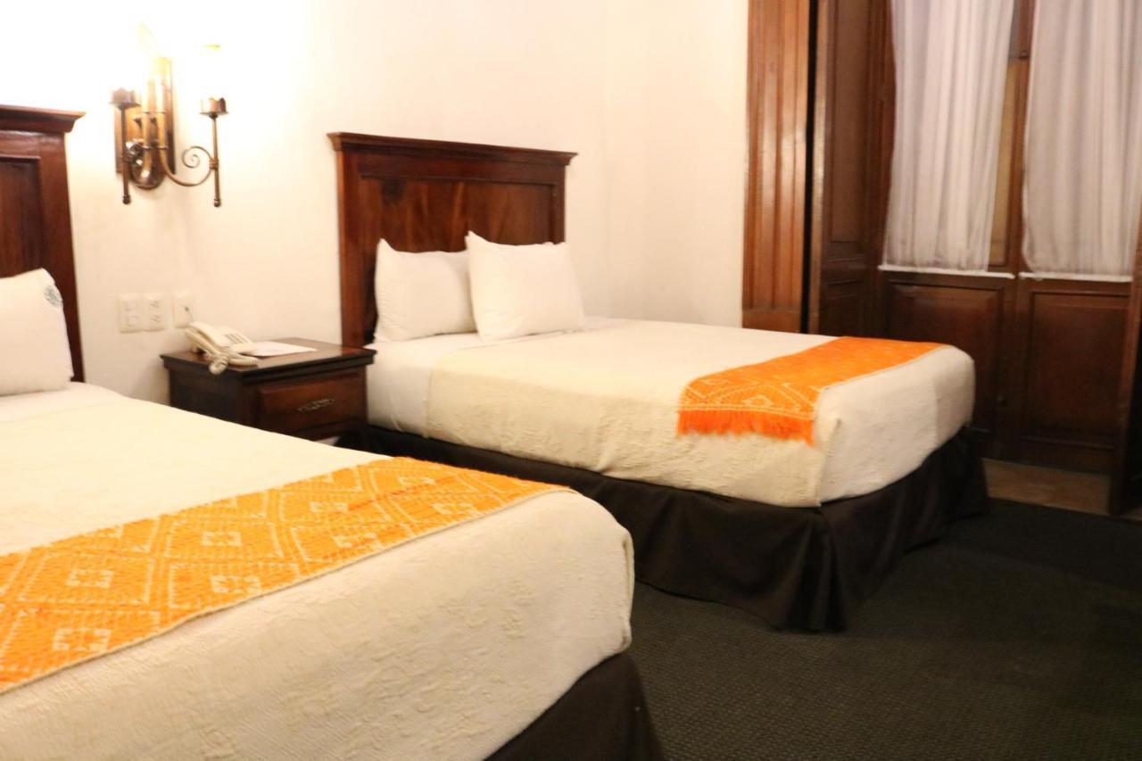 Hotel Historia Морелія Екстер'єр фото